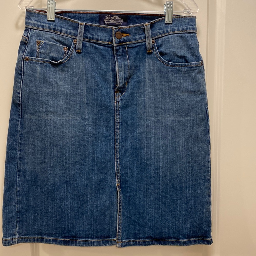 Levi Strauss Jean Skirt - size 10